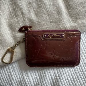 Authentic Louis Vuitton Monogram Vernis key pouch in Rouge